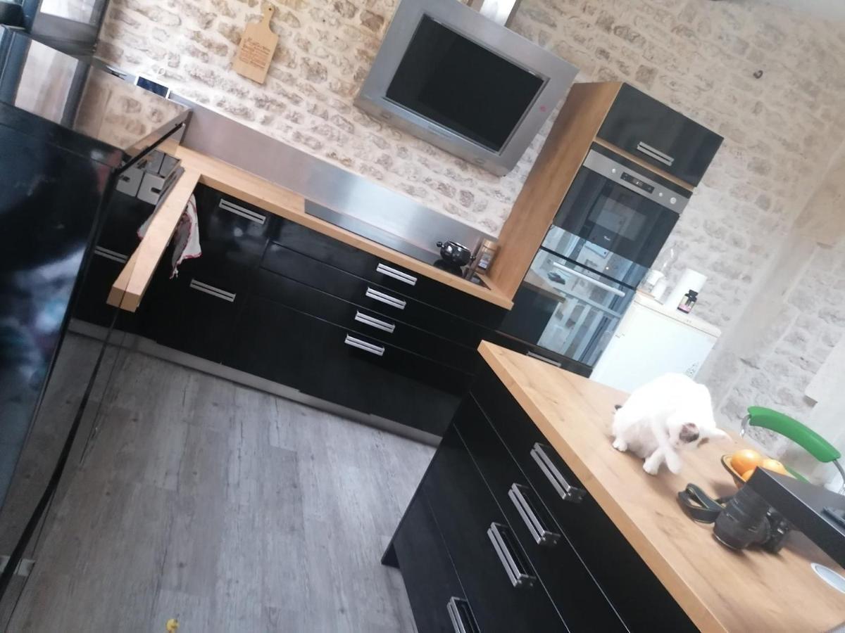 Ferienwohnung Belle Chambre D'Hote Pour 2 A 4 Personnes Chef-Boutonne Exterior foto